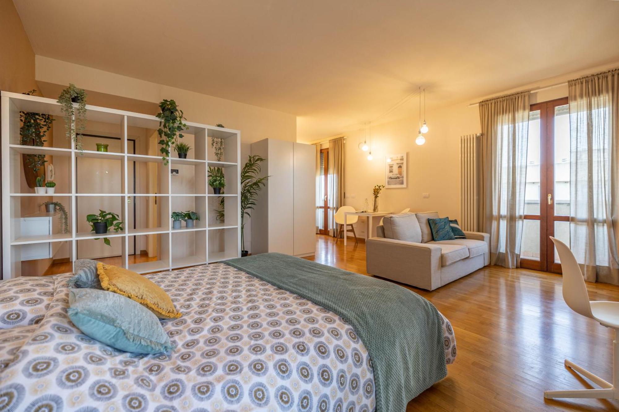 Comforthouse Luxury Vacancy 拉文纳 外观 照片